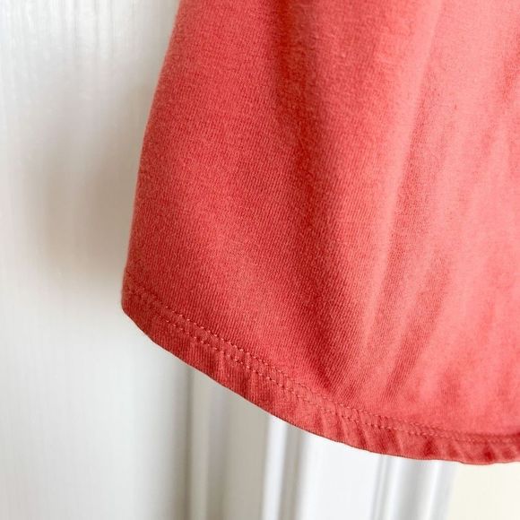 Banana Republic Size Small Sleeveless Heart Shaped Neck Top in Corral with Bow T - Picture 4 of 8